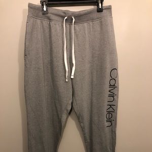 Womens joggers- large